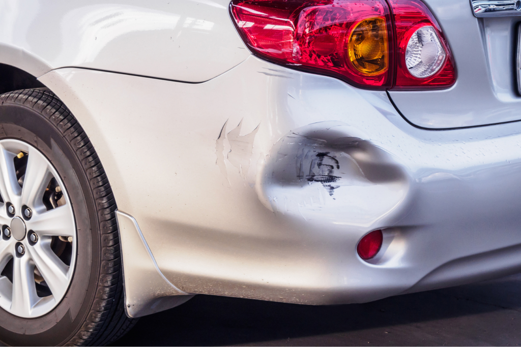 How to Estimate Car Bumper Repair Costs: Key Factors You Need to Know